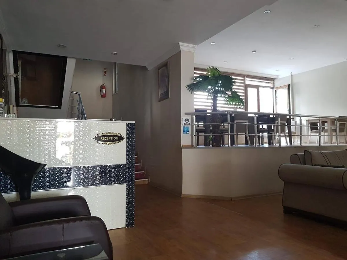 Esme Otel